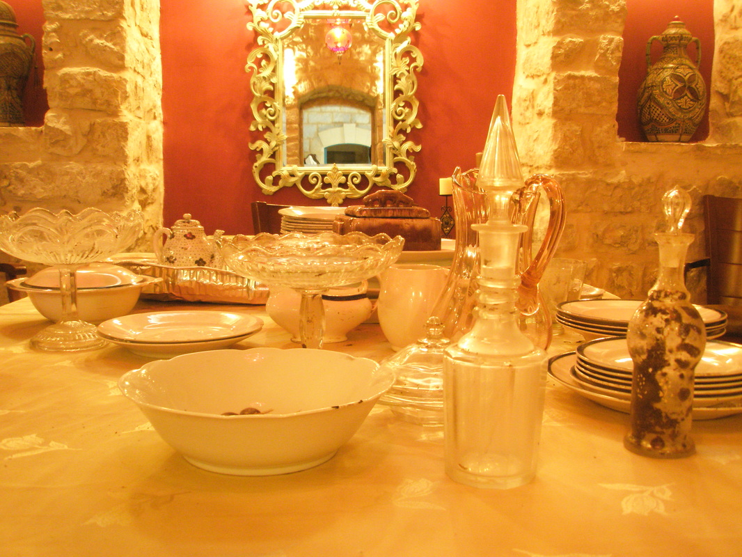 Elegant dining at Villa Tiferet vacation home in Tzfat.